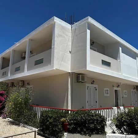 J & N Appartement Laganas